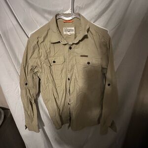 Men’s khaki colored short sleeved button sleeve button up shirt
